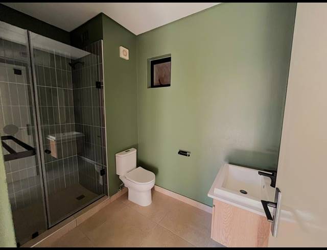 1 BEDROOM PROPERTY TO RENT IN LYNNWOOD GLEN